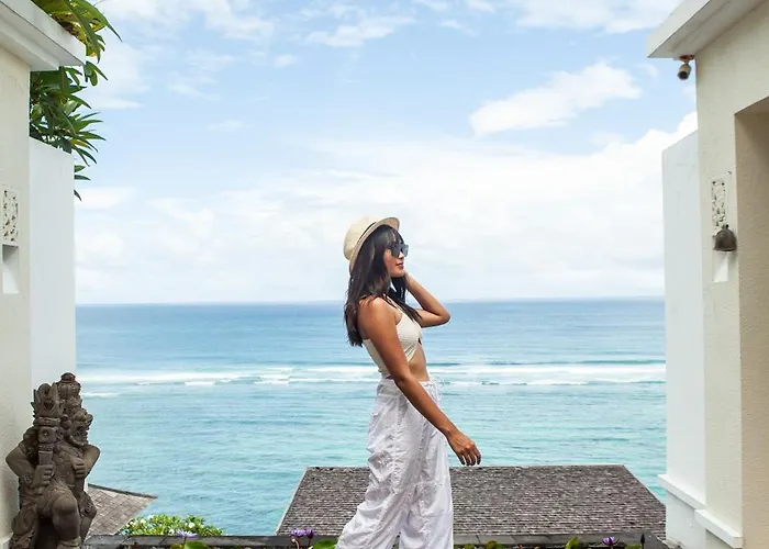 Cliff Ocean View With Private Villa Nusa Dua (Bali)