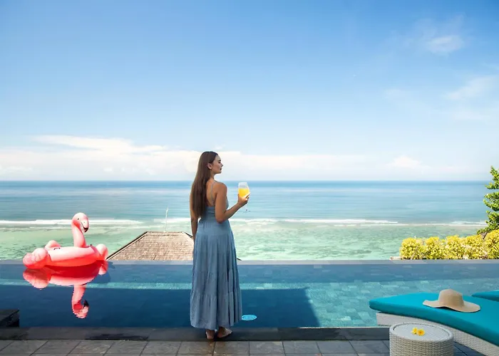 Cliff Ocean View With Private