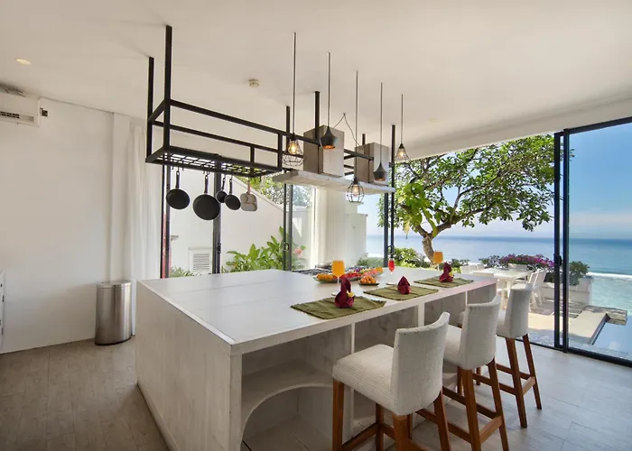 Cliff Ocean View With Private Villa Nusa Dua (Bali)